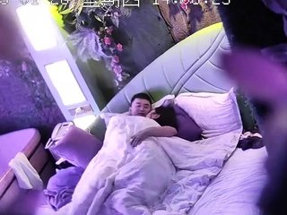 Amateur couple copulation on hidden cam