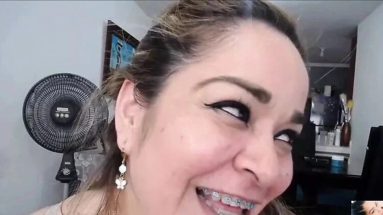 Mega Butt Milf on Webcam pt. 2